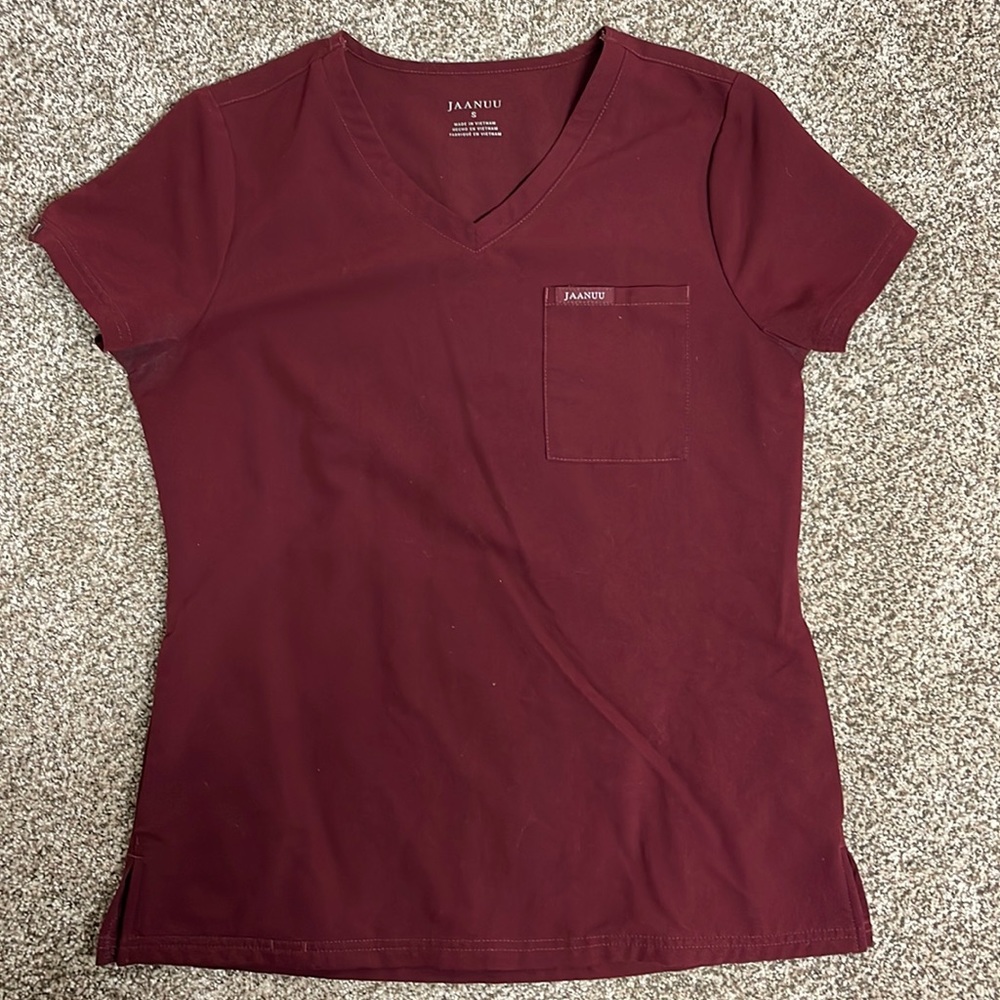 Jaanuu Women’s Scrub Top